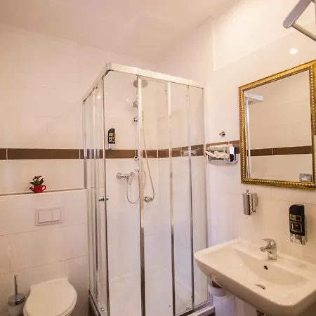 Отель Heisede 3*